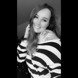 Meet your Posher, Laurie